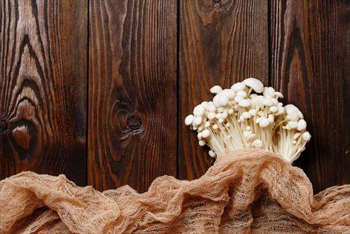 木目の床とえのき