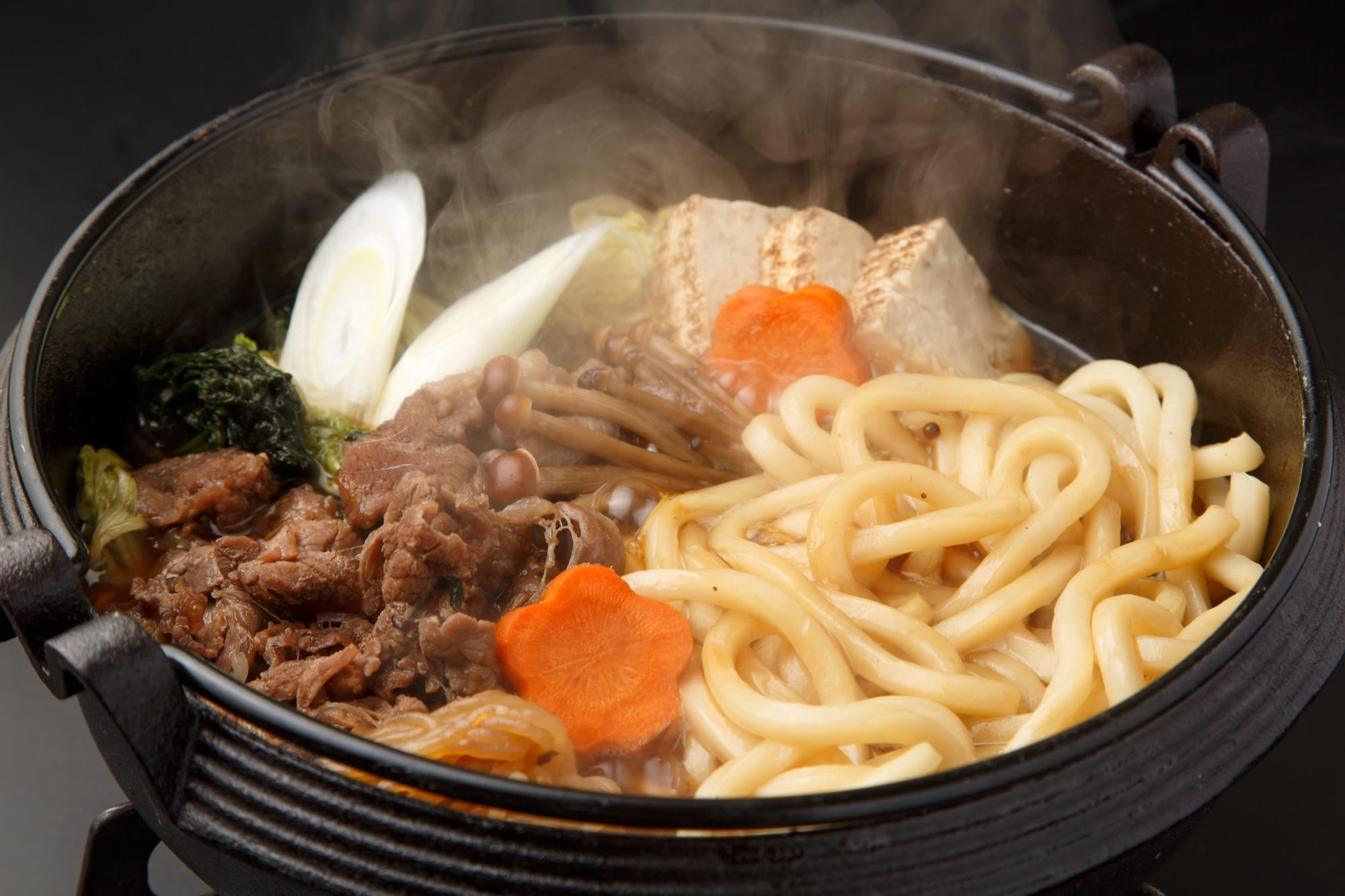 すき焼きのしめのうどんの画像