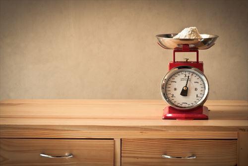レトロなキッチンスケール