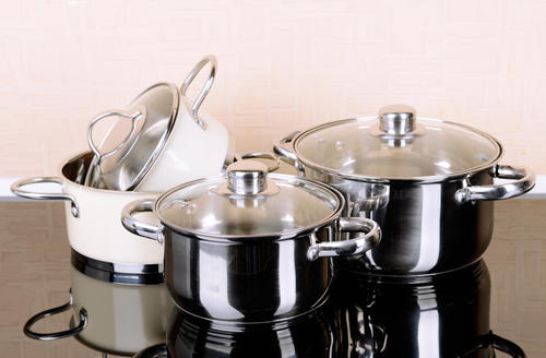 【鍋】は揃ってる？料理好きは知っておきたい相性に応じた賢い選び方