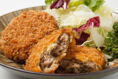 メンチカツは糖質やカロリー制限に向いている！？太らない食べ方とは？