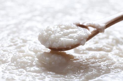 万能調味料【塩麹の使い方】を紹介！料理が美味しくなるコツ