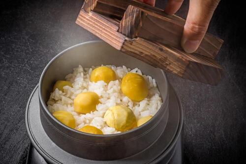 【管理栄養士監修】栗ご飯のカロリーと栄養素｜栄養図鑑