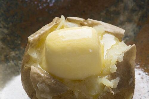 キタアカリとは？「栗じゃが」「黄金男爵」とも呼ばれるジャガイモを紹介！