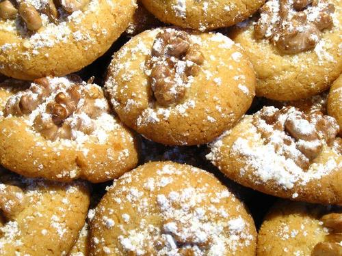 くるみとさくさくクッキーの組み合わせはやみつき間違いなし！