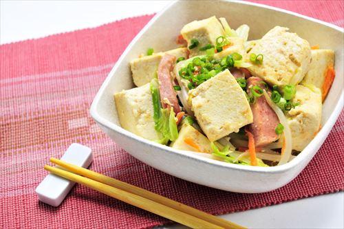 豆腐チャンプルーは水切りが決め手！おすすめレシピも紹介