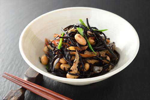 ひじきは煮物やサラダにアレンジ自在！特徴や栄養も確認しよう
