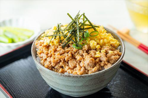 そぼろ丼