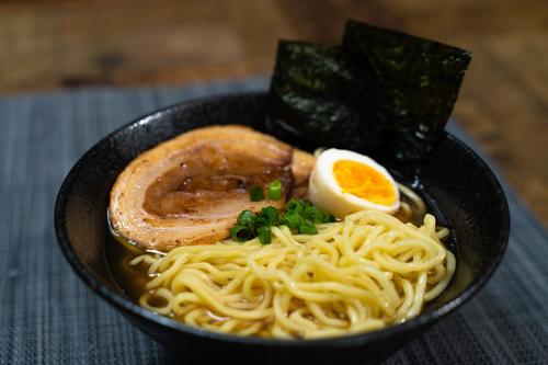 止まらない“旨みの相乗効果”！お手軽本格醤油ラーメンの作り方