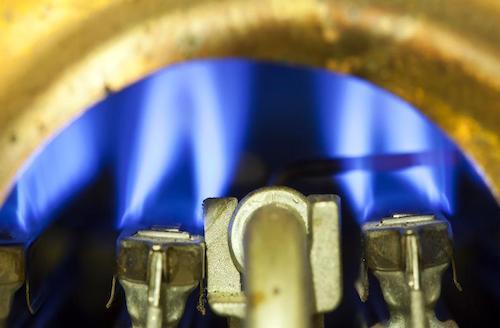 ガスファンヒーターの炎の写真