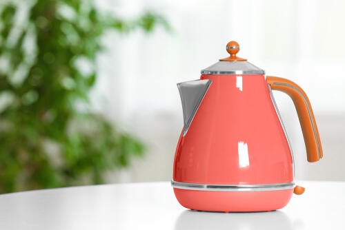 毎日使う電気ケトルの電気代はどのくらい？節約術もあわせて紹介