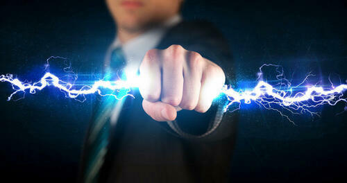 なぜ静電気は起こるのか？原因と体質改善におすすめの対策4つ