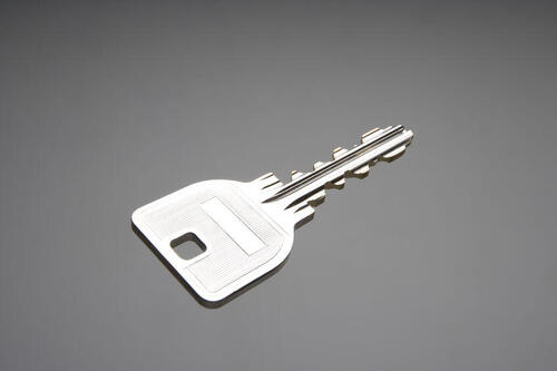 鍵の交換をしたい場合は？交換費用や自分で交換は可能かを解説