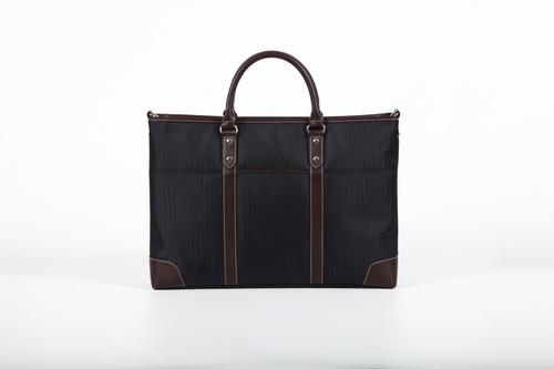 バッグやカバンの収納アイデア14選！100均グッズでオシャレに！		