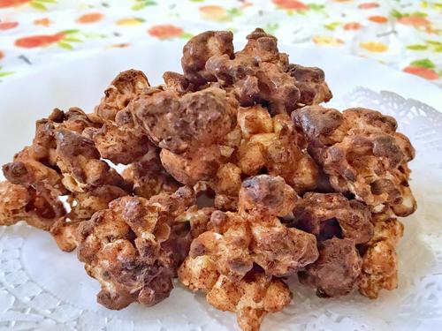 『一瞬で完食』レベルのウマさ…！【ヤミつき必至】の＜キャラメルショコラポップコーン＞簡単レシピ