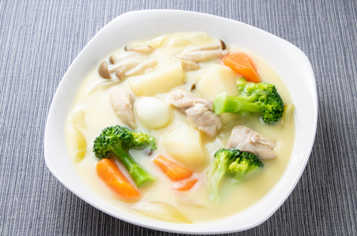 【絶品ホワイトソース】義母の“シチュー”に懐疑的な嫁だったが…⇒食べてみて“衝撃！”⇒「まるでレストランでした」