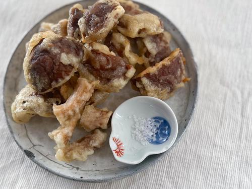 フライパンで作る『しいたけのフリット』簡単レシピ｜食感と風味がクセになる！