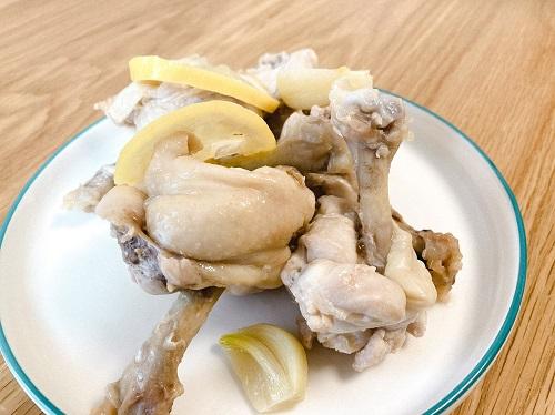 チューリップ風で食べやすい手羽元！塩ニンニクレモンでさっぱり煮