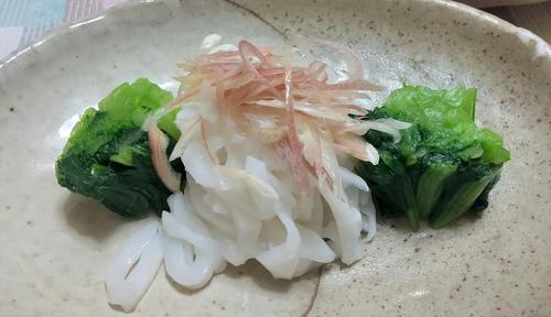 【小松菜の冷菜】口当たりよいイカ素麺を合わせて簡単なのに主役級！