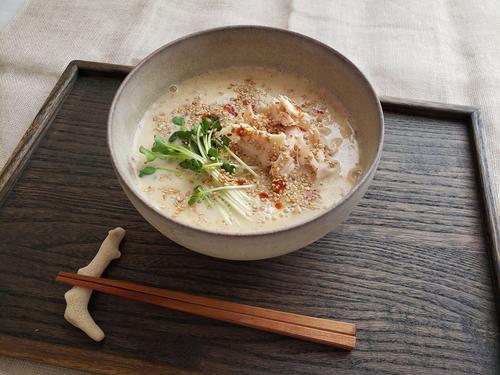 ごまだれ担々麺