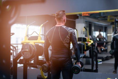 フィットネスウェアでもおしゃれを楽しもう！機能面や着こなしも