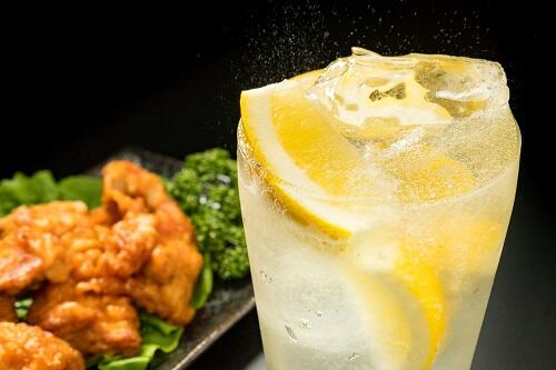 チューハイは飲むと太るの？ゼロに含まれる意味と誤解とは