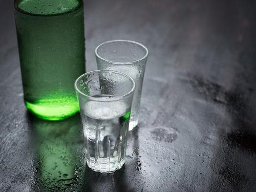 チャミスルはスーパーに売ってる？スーパーで買えるおつまみも紹介